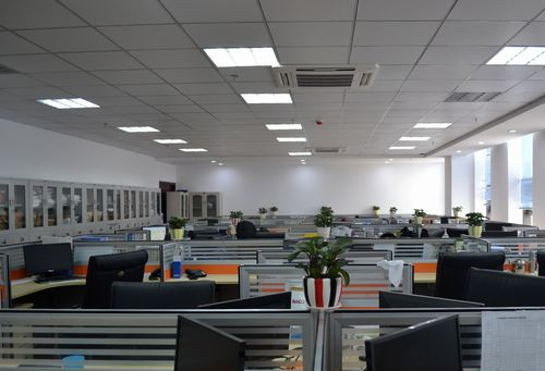 哪里能找到好的美容化妝培訓班？看這里！:化妝培訓